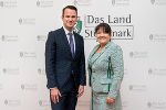 Landeshauptmann-Stv. Manuela Khom und Landesrat Stefan Hermann forcieren die steirische Jugendarbeit. © Land Steiermark/Robert Binder; Verwendung bei Quellenangabe honorarfrei